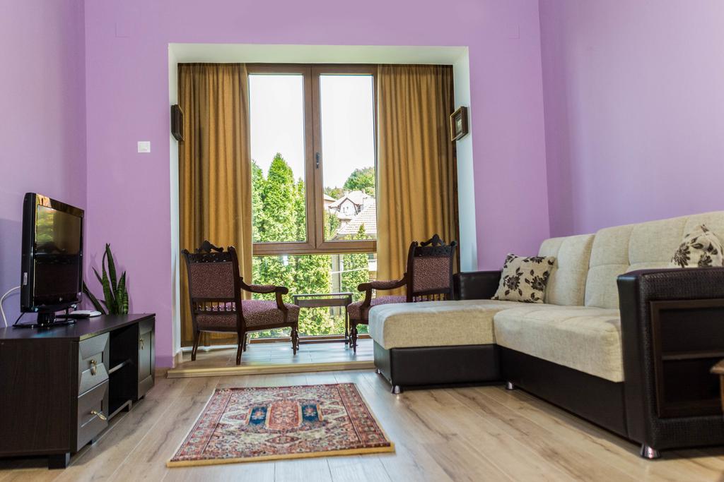 Chic Apartment Brasov Exterior photo